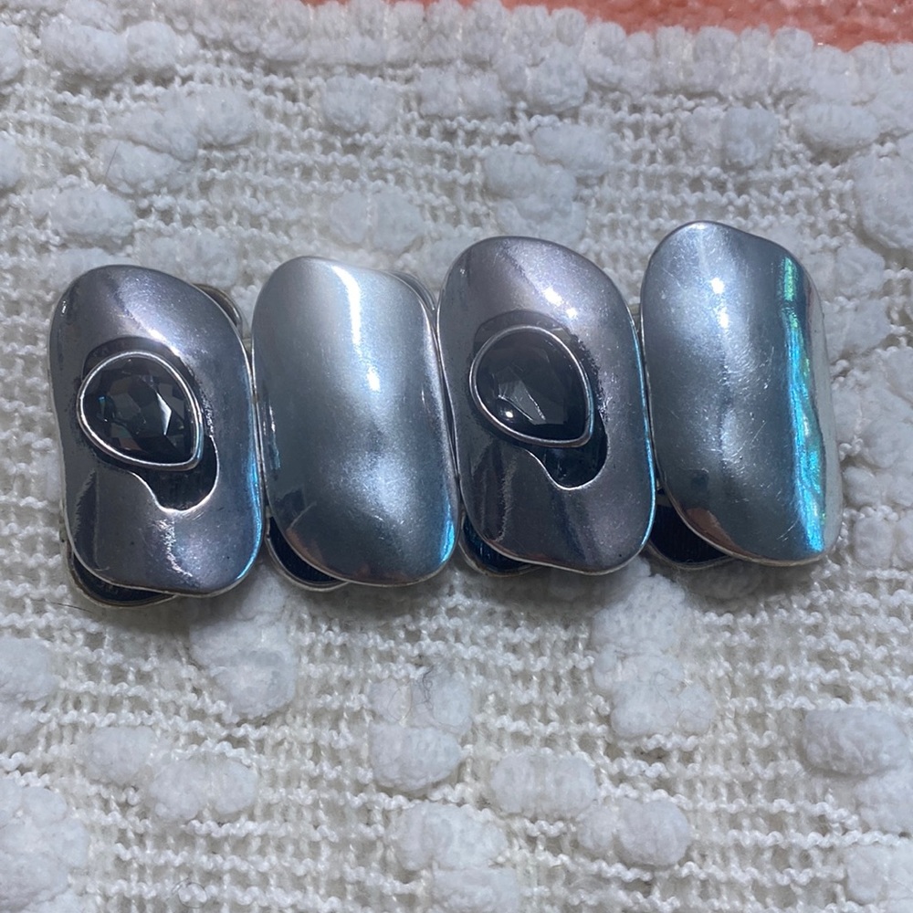 Your new chunky bracelet!